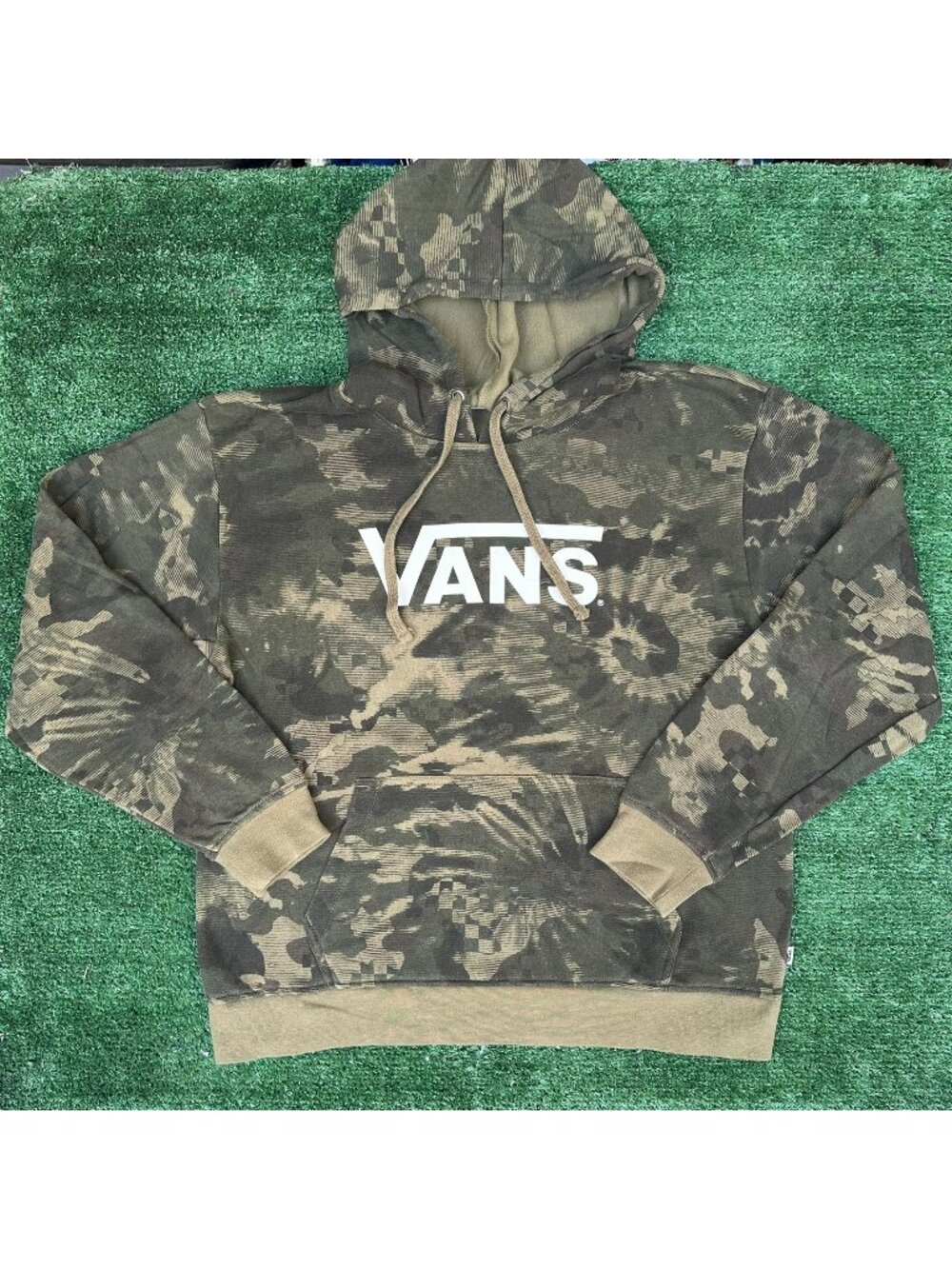 Vintage Y2K Vans Camo Tie Dye Hoodie Sweatshirt Brown M Skater Grunge Streetwear